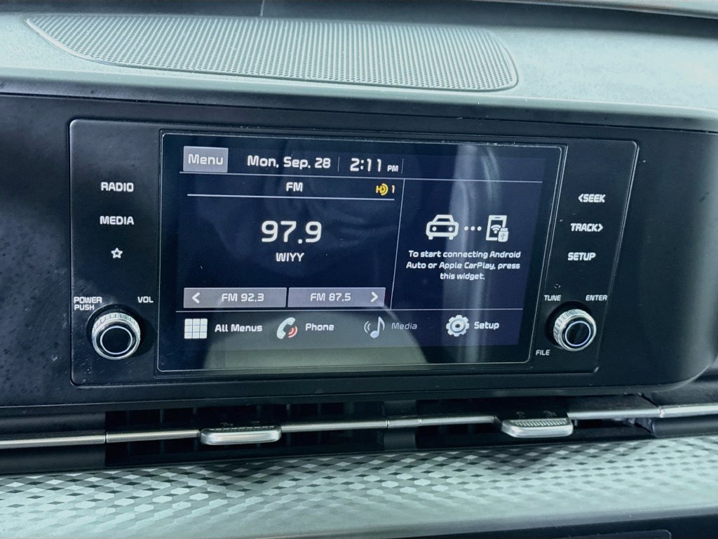 Used 2022 Kia Carnival LX FWD image 7