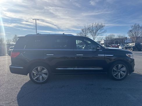 Used 2018 Lincoln Navigator Reserve w/ Technology Package image 4
