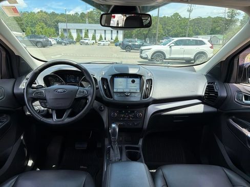 Used 2019 Ford Escape SEL FWD image 8