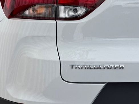 Used 2026 Chevrolet TrailBlazer LS w/ LS Convenience Package image 44