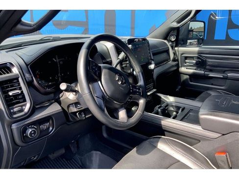Used 2024 RAM 2500 Limited AWD/4WD image 16