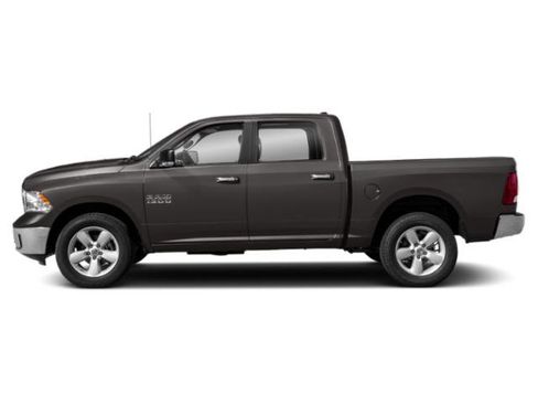 Certified 2020 RAM 1500 Classic SLT w/ Luxury Group image 3