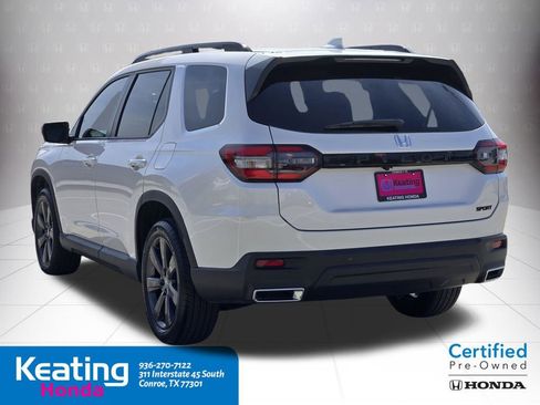 Certified 2025 Honda Pilot Sport image 8
