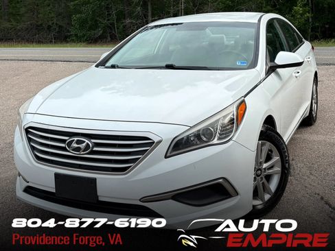 Used 2017 Hyundai Sonata SE FWD image 1