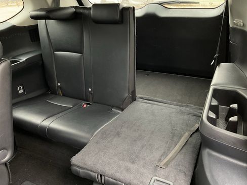 Used 2024 Toyota Grand Highlander XLE image 18