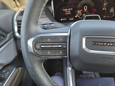 Used 2026 GMC Acadia Denali Ultimate AWD/4WD image 18