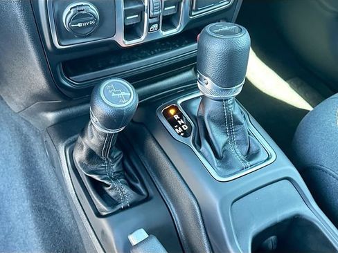 New 2026 Jeep Gladiator Sport AWD/4WD image 12