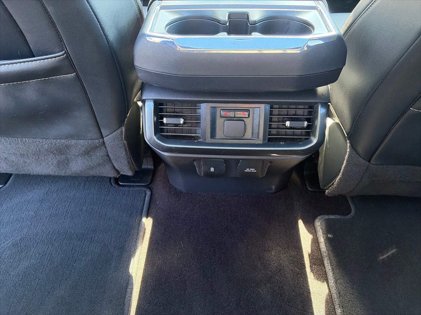 Used 2022 Ford F150 Lariat w/ Equipment Group 502A High AWD/4WD image 13