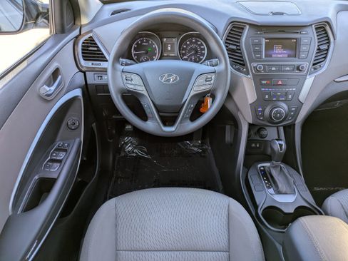 Used 2017 Hyundai Santa Fe Sport image 11
