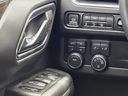 Certified 2024 Chevrolet Tahoe High Country w/ Premium Package 2 image 10