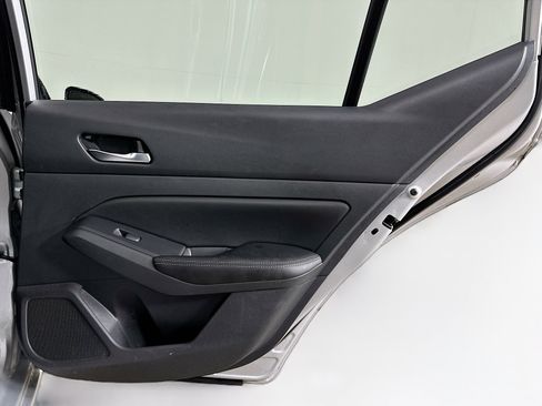 Used 2022 Nissan Altima 2.5 SV image 28