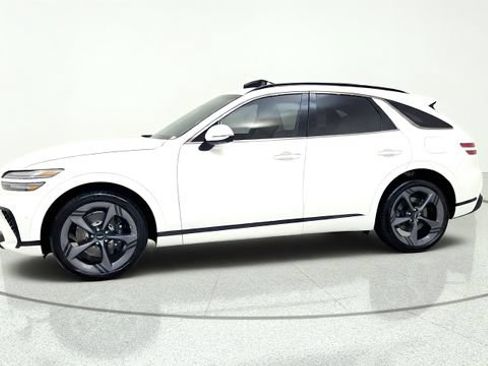 Used 2026 Genesis GV70 3.5T Sport Prestige AWD/4WD image 4