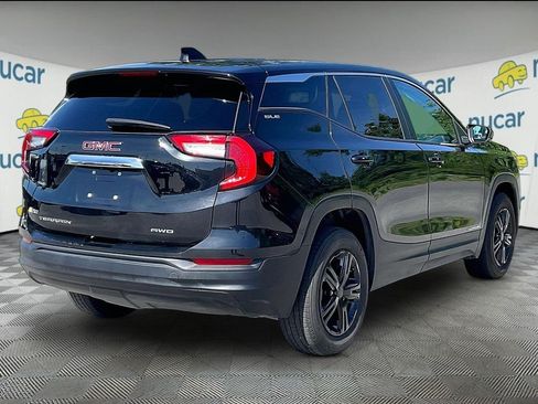 Used 2024 GMC Terrain SLE AWD/4WD image 6