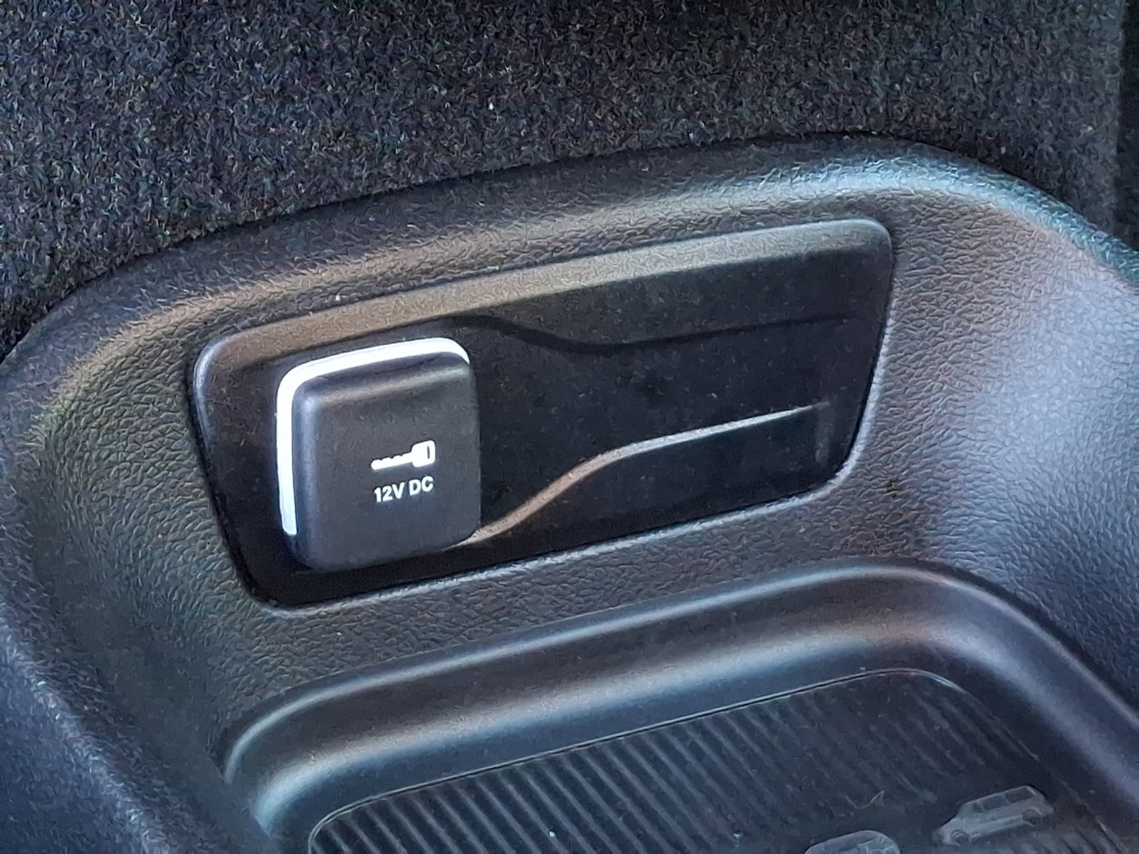 Used 2026 Chrysler Pacifica Select FWD image 25