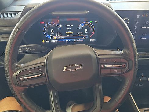 Used 2024 Chevrolet Colorado Trail Boss w/ Technology Package AWD/4WD image 13