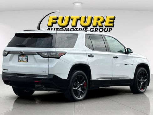 Used 2019 Chevrolet Traverse Premier w/ Redline Edition AWD/4WD image 3
