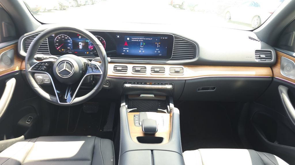 Certified 2025 Mercedes-Benz GLE 450 4MATIC image 24