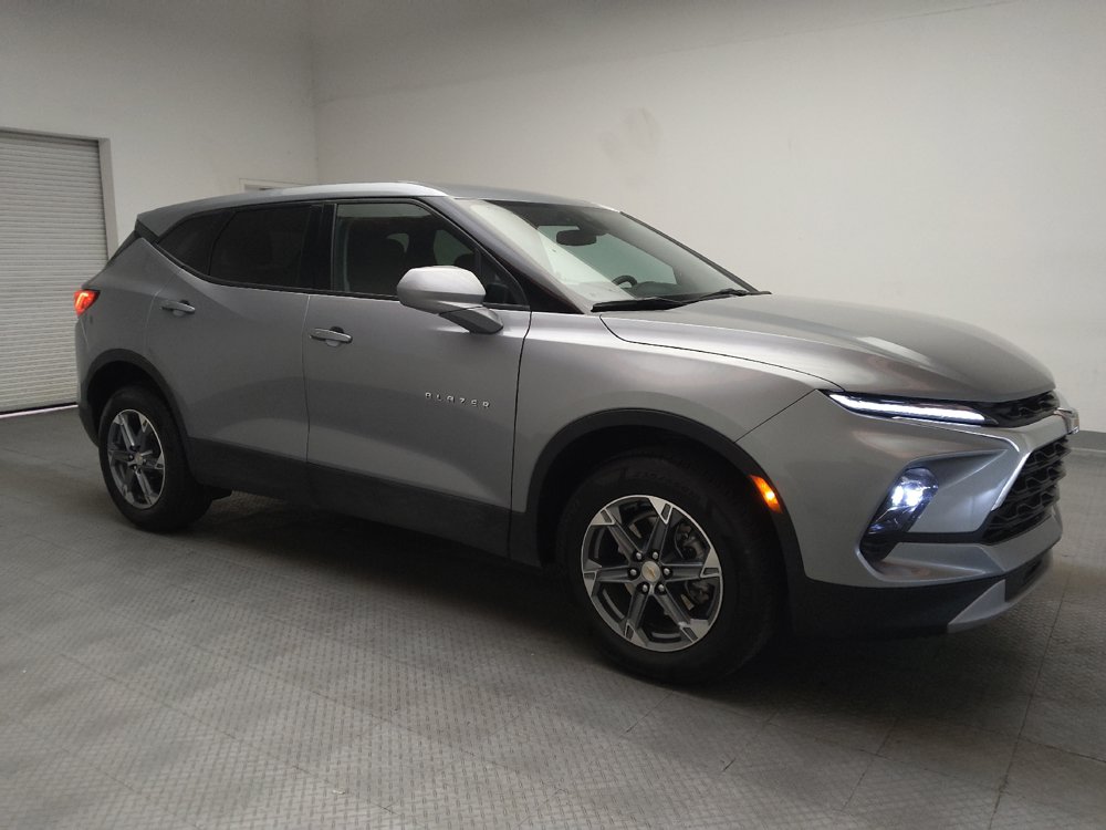 Used 2025 Chevrolet Blazer LT AWD/4WD image 11