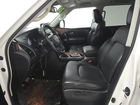 Used 2024 Nissan Armada SL w/ Captain's Chairs Package RWD image 4