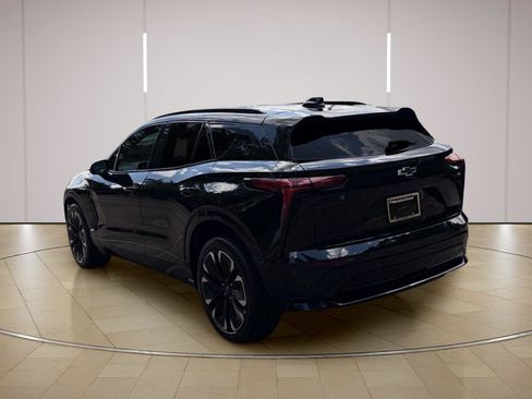 Used 2024 Chevrolet Blazer EV RS AWD/4WD image 3