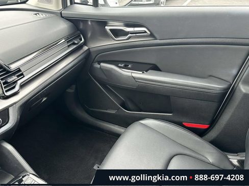 Certified 2024 Kia Sportage EX FWD image 30