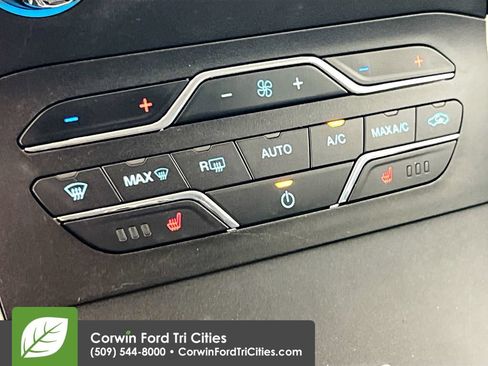 Used 2015 Ford Edge SEL w/ Equipment Group 201A AWD/4WD image 22