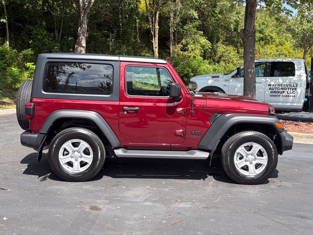 Used 2021 Jeep Wrangler Sport AWD/4WD image 34