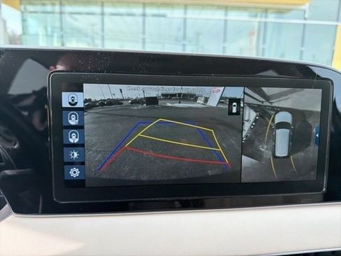 Used 2020 Hyundai Palisade Limited image 11