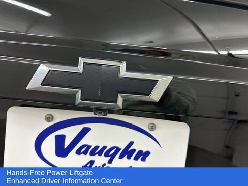 Used 2019 Chevrolet Suburban Premier image 16