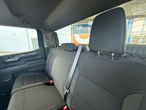 Used 2024 Chevrolet Silverado 1500 LT AWD/4WD image 34