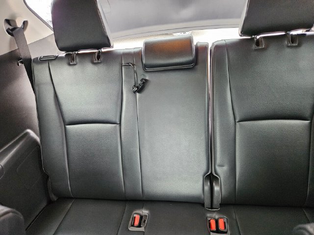 Used 2021 Toyota Highlander Limited AWD/4WD image 19