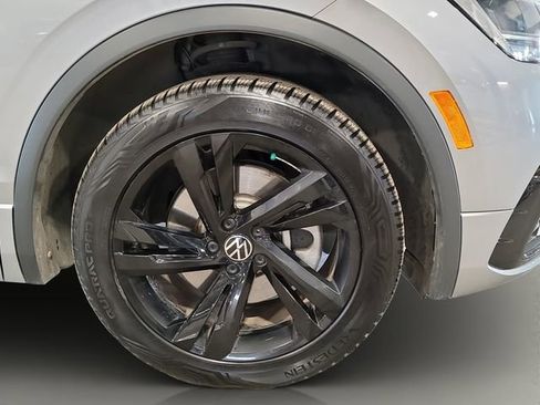 Used 2023 Volkswagen Tiguan SE R-Line AWD/4WD image 23
