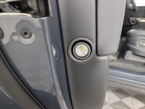 Used 2023 Rivian R1S Adventure image 33