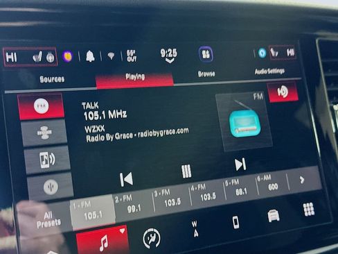 Used 2023 Dodge Durango R/T w/ Hemi Orange Plus Package image 32