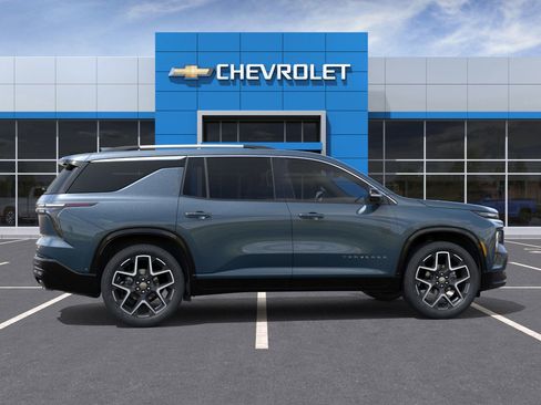 New 2026 Chevrolet Traverse High Country FWD image 5