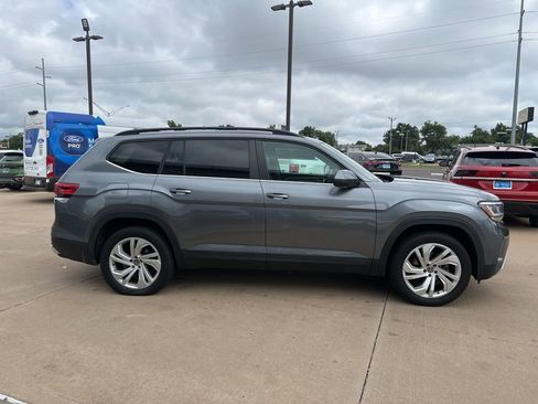 Used 2021 Volkswagen Atlas SE AWD/4WD image 4