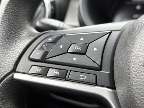 Used 2022 Nissan Kicks SV FWD image 14