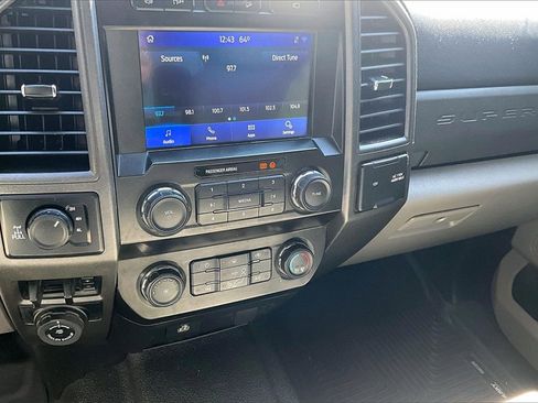 Used 2020 Ford F250 XL w/ STX Appearance Package image 24