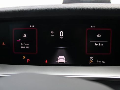 New 2025 Volkswagen Tiguan SE R-Line image 18