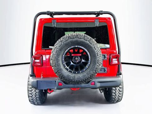 Used 2022 Jeep Wrangler Unlimited Rubicon w/ Steel Bumper Group image 6
