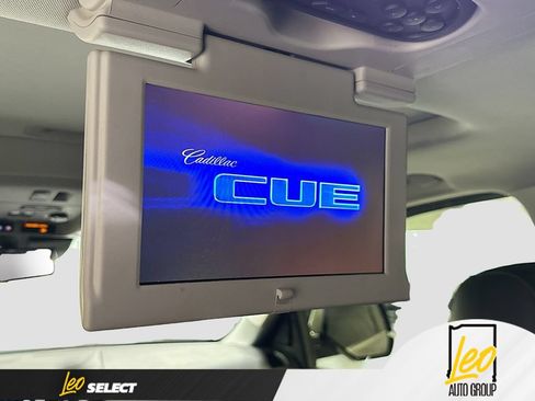 Used 2017 Cadillac Escalade Luxury AWD/4WD image 30