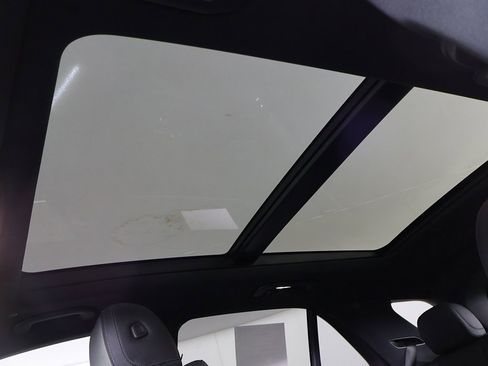 Used 2021 Mercedes-Benz GLE 350 4MATIC image 22