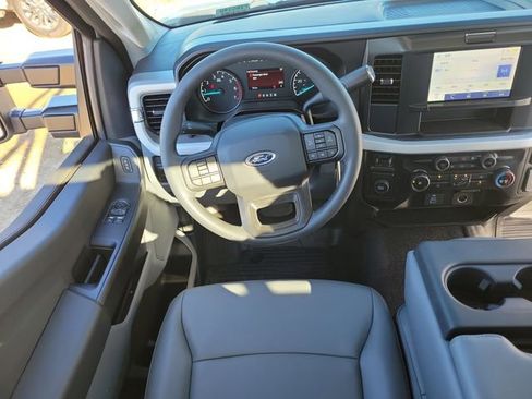 New 2026 Ford F250 XL w/ XL Chrome Package RWD image 7