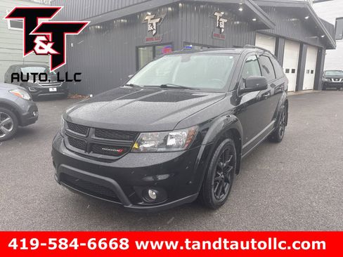 Used 2018 Dodge Journey SXT w/ Blacktop Package image 1