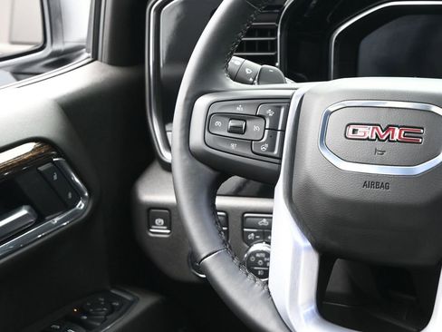 Used 2025 GMC Sierra 1500 Elevation w/ Preferred Package image 33