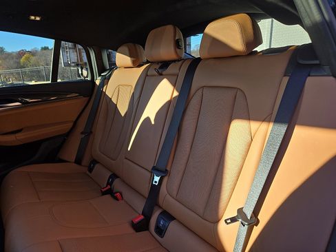 Certified 2023 BMW X4 M40i w/ Premium Package image 11