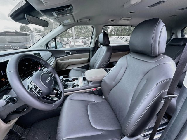 Certified 2026 Kia Carnival EX FWD image 21