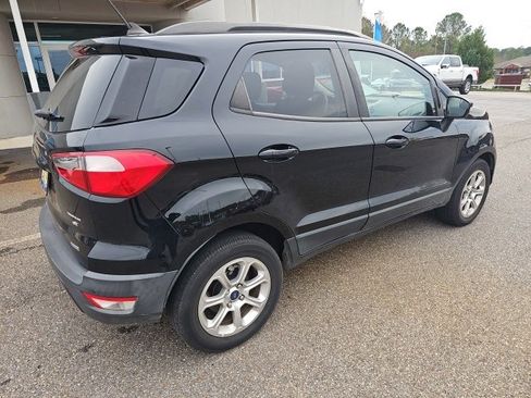 Used 2020 Ford EcoSport SE image 5