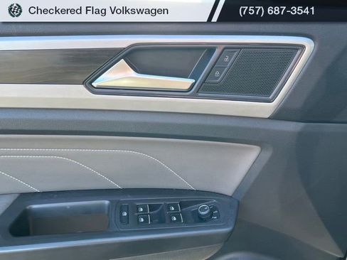 Used 2022 Volkswagen Atlas SE AWD/4WD image 16