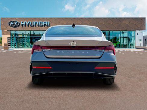 New 2025 Hyundai Elantra Blue image 6